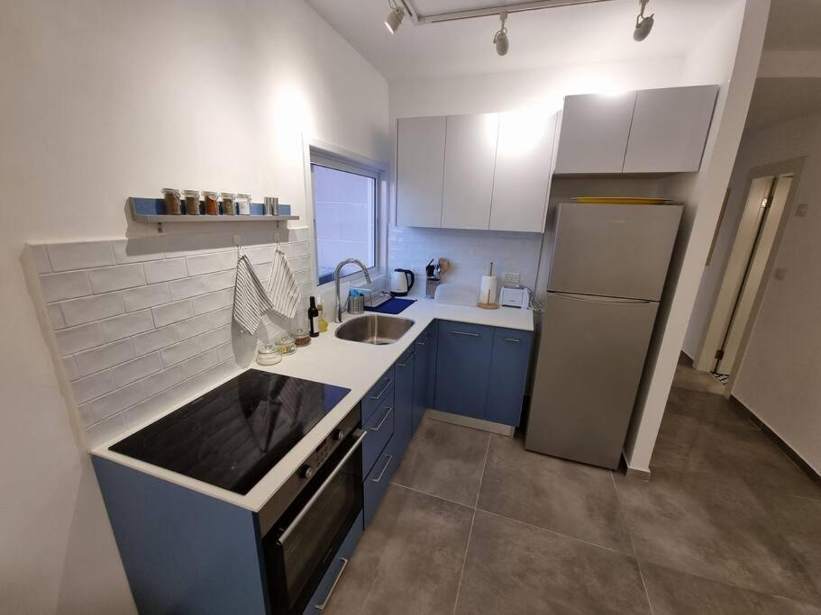 Beautiful 2-Bedroom Sea-View Apartment Νετάνια Εξωτερικό φωτογραφία